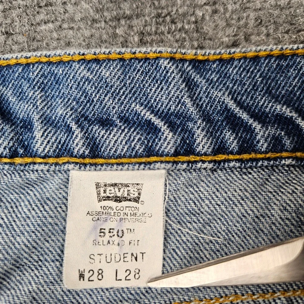 Vintage Levis 550 Student Relaxed Fit Jeans Light Wash Denim W27 L28 0599 Mexico
